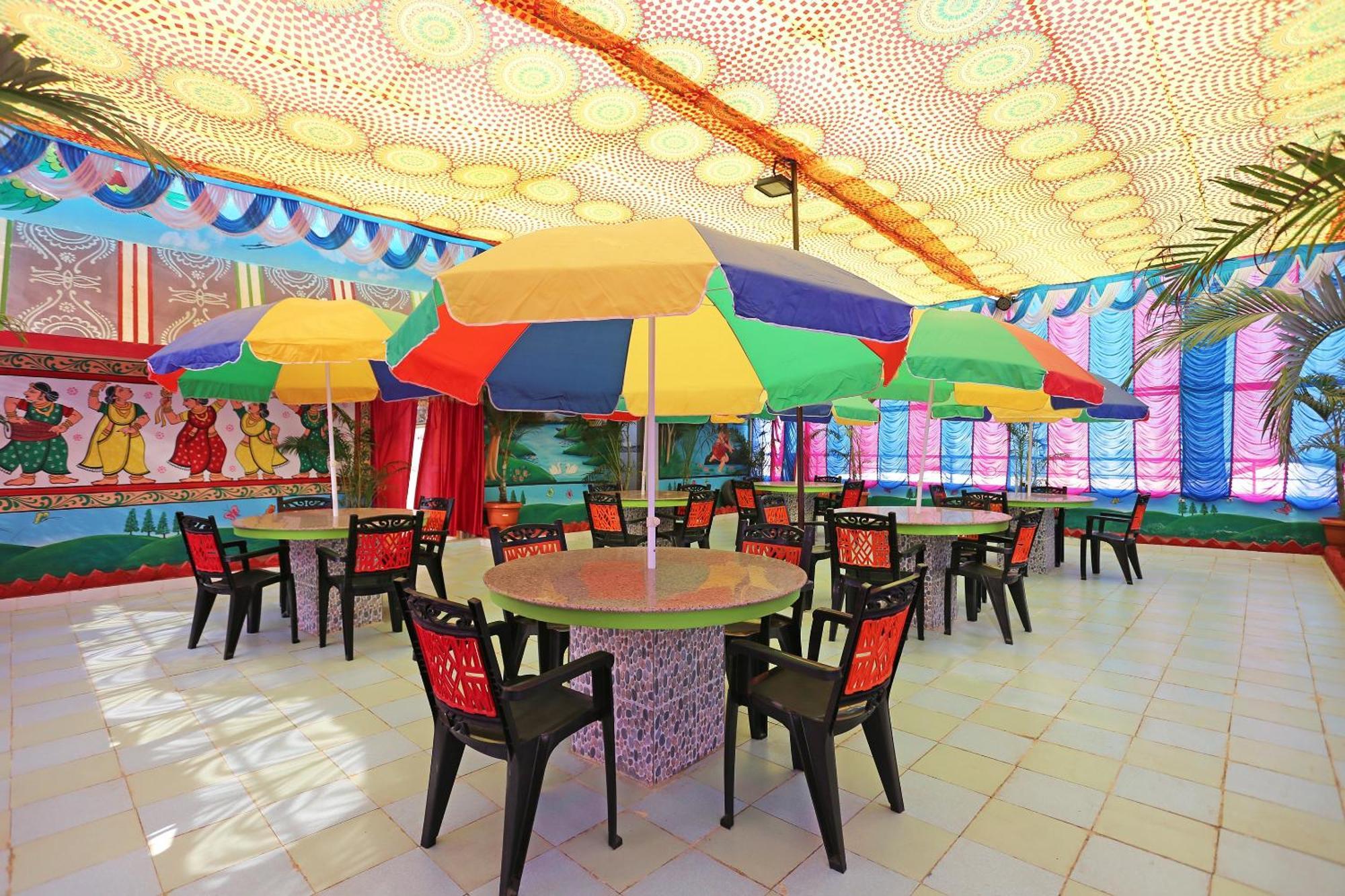 Hotel Grand Paradise Bhubaneswar Esterno foto